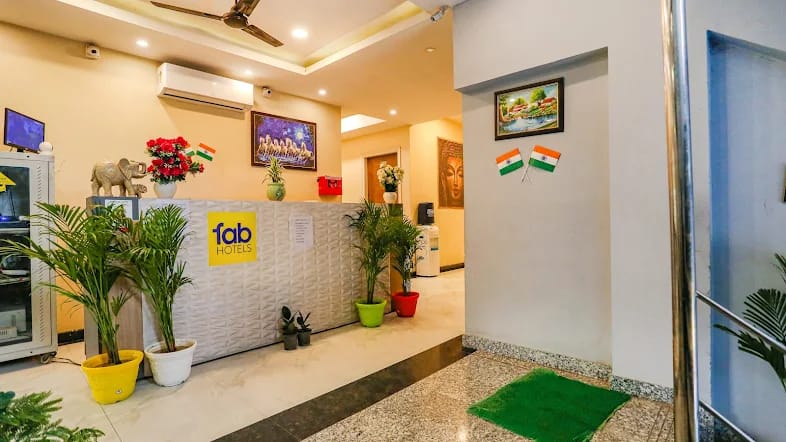 guest house in Tughlakabad