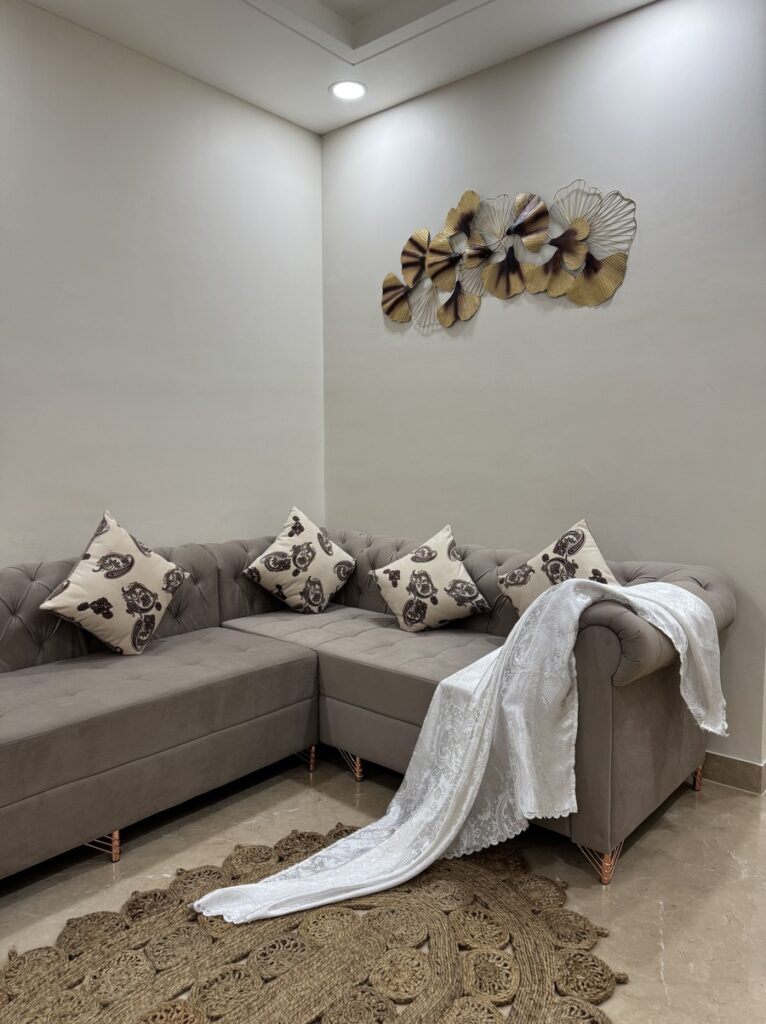 Service Apartment near Saket Sofa
