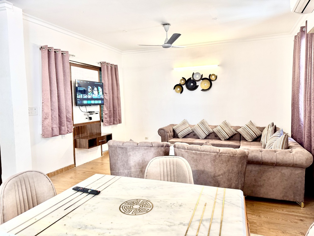 Luxury Apartment in Saket
