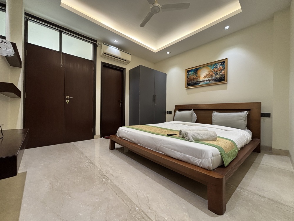 Premium Service Apartment in South Delhi