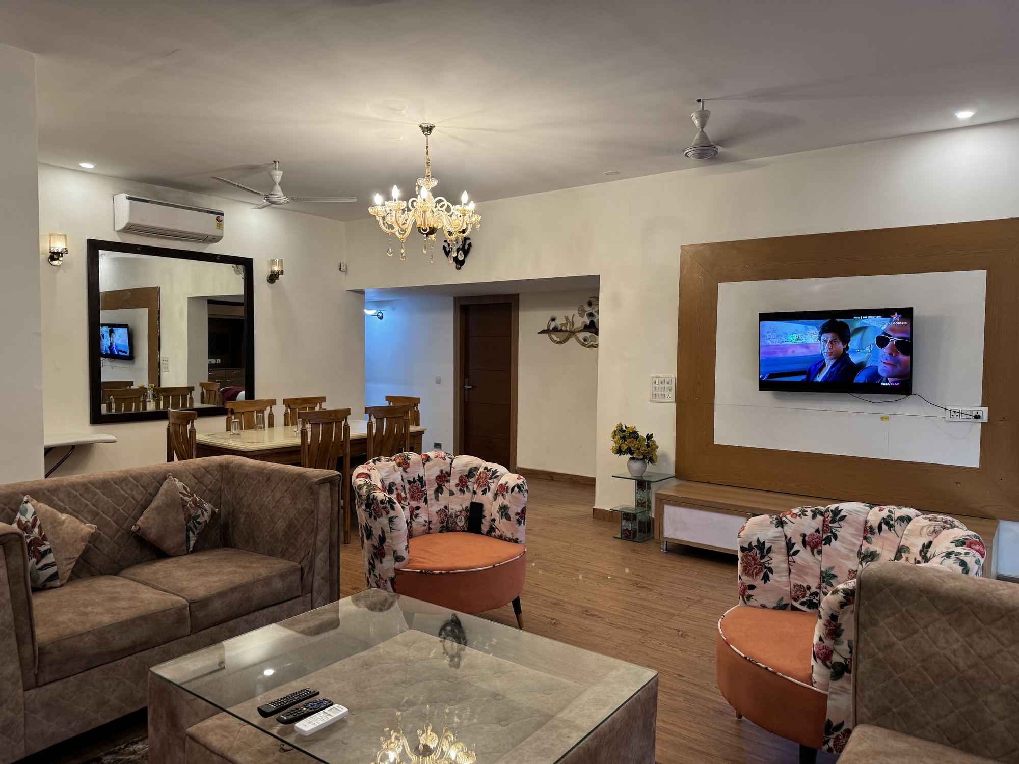 Furnished Service Apartment in Delhi
