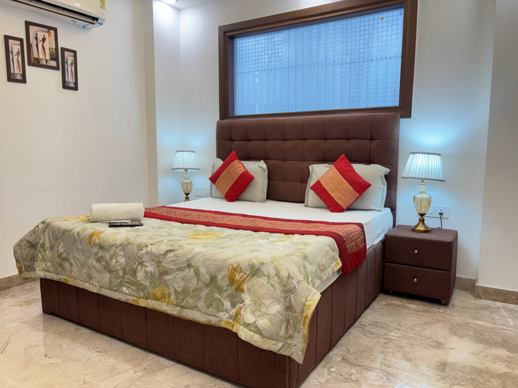 Service Apartment in Saket J Block