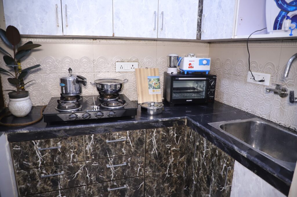Service Apartment in Saket Kitchen