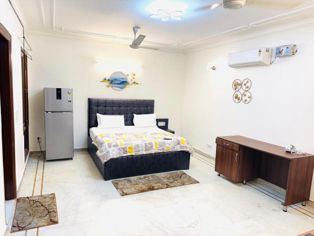 Studio Apartment in Delhi