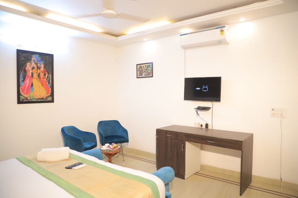 3BHK D-198, Saket — photo 9
