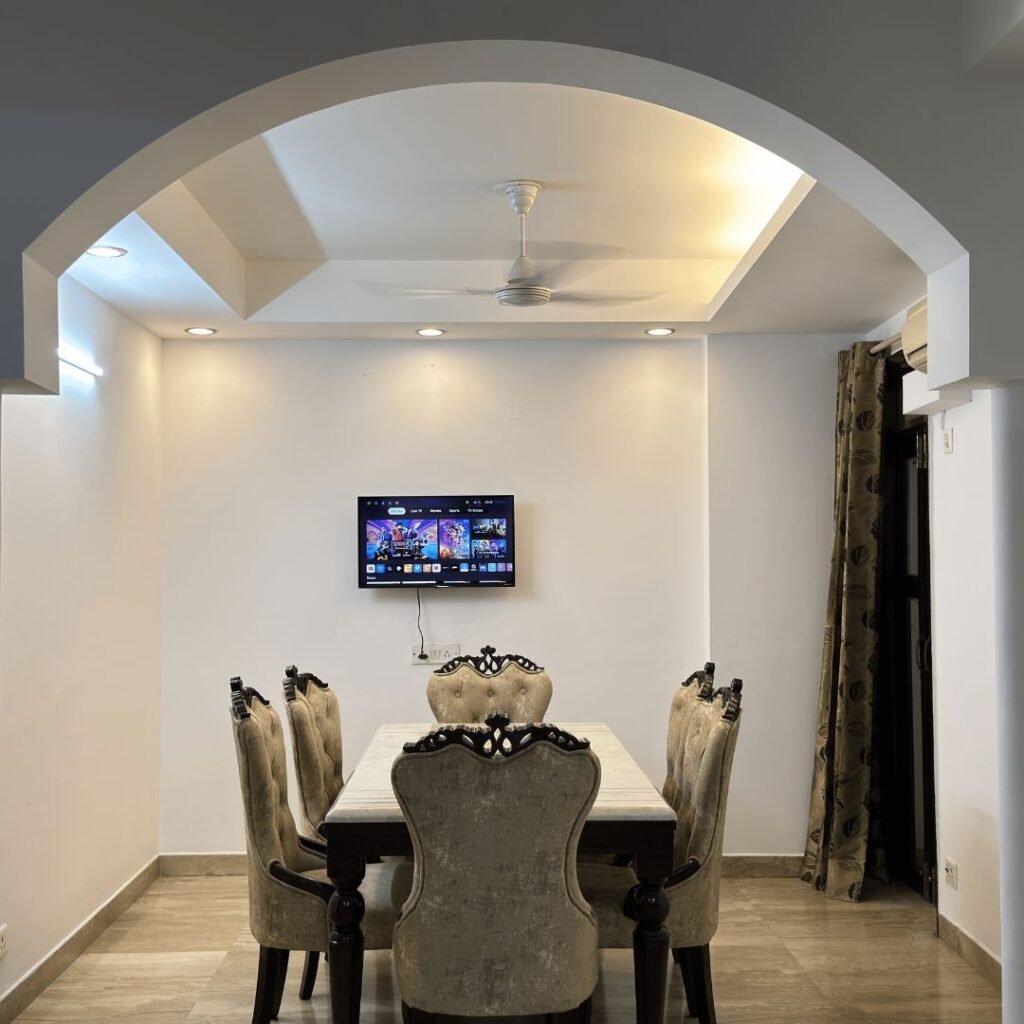 J-215 3BHK Service Apartment — photo 2